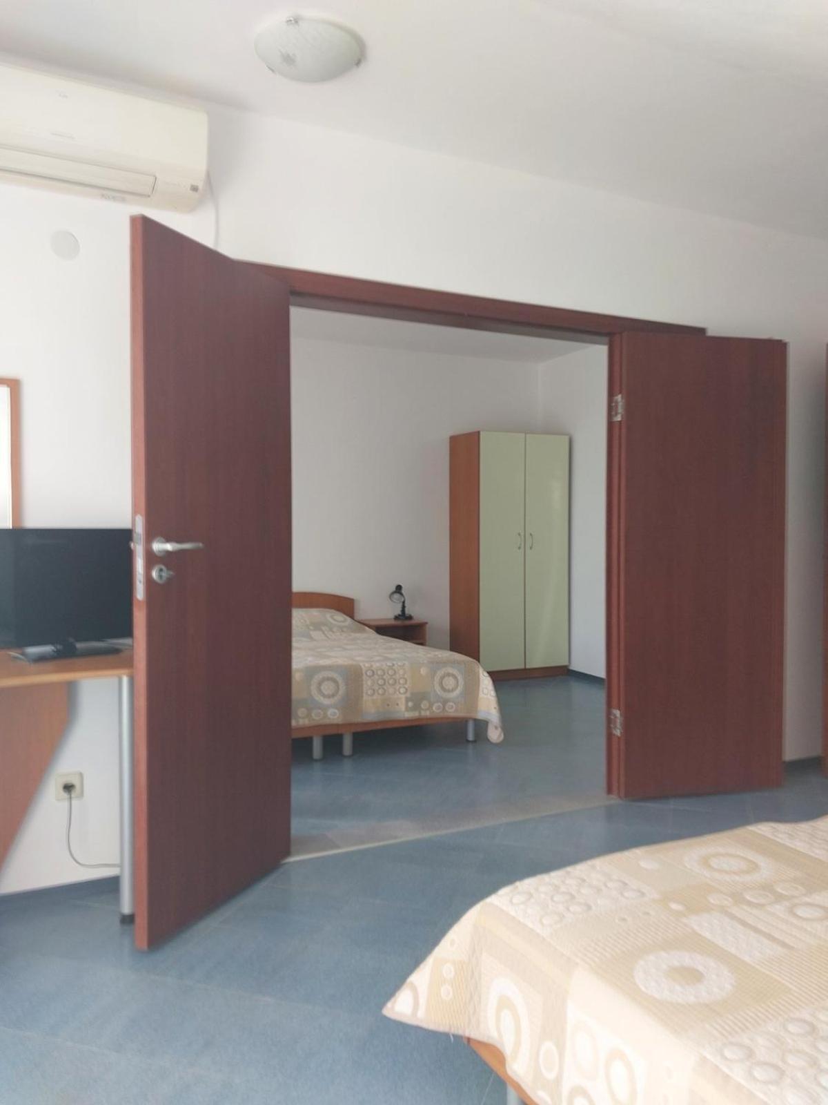 Family Hotel Maritime Ahtopol Exterior photo
